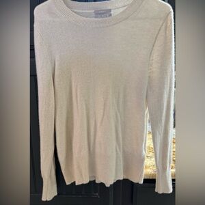 J. Crew Women's Cream Crew Neck Sweater cashmere classic fit Sz med